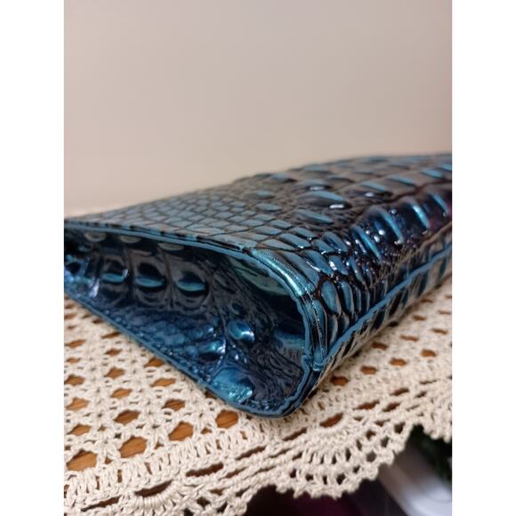 NWT Brahmin DAISY Leather Wristlet Clutch BLUE PATINA - Picture 7 of 8